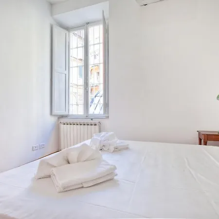 Ripetta Gialla Apartamento *