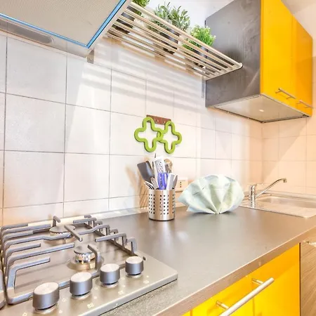 Apartment Ripetta Gialla Rom